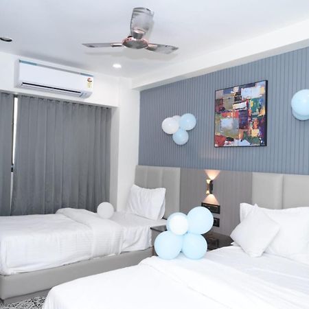 Hotel Dream Ahmadabad Zewnętrze zdjęcie